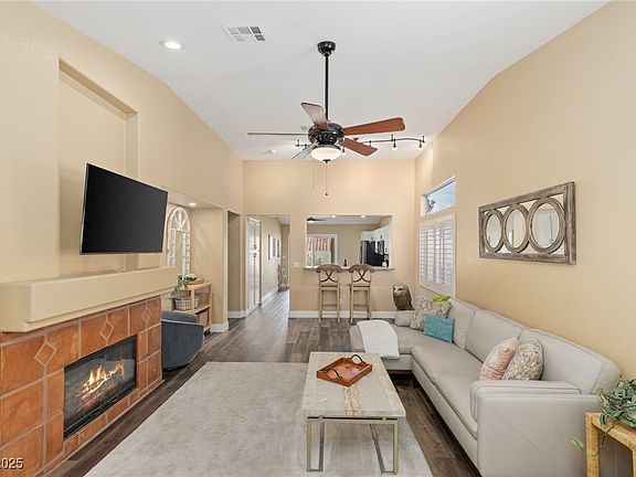 4th image of 50 Mesquite Village Cir