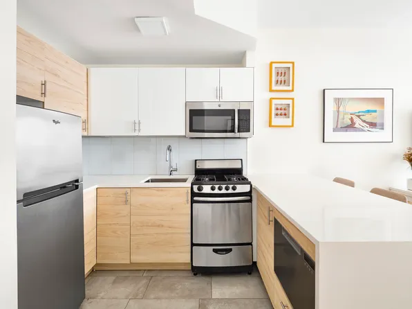 9 Barrow Street 2J image 5 of 6