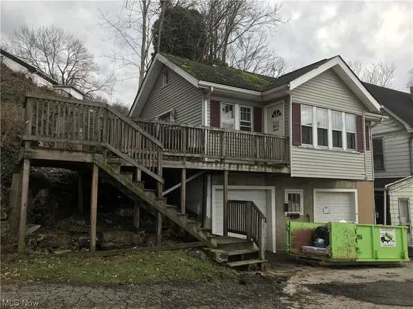 176 9th St, Wellsburg, WV 26070