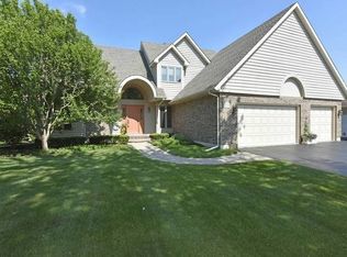 335 Roberts Rd, Winthrop Harbor, IL 60096