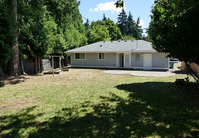 10851 SE Garrett Dr — Photo 31