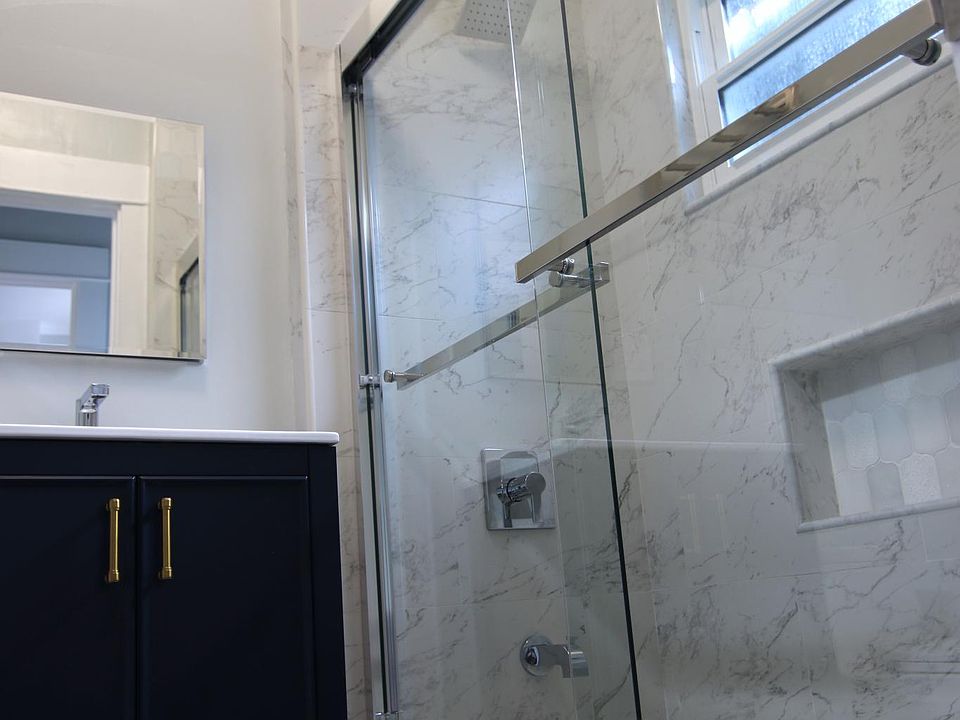 1st image of 55 Roswell Ave APT 3