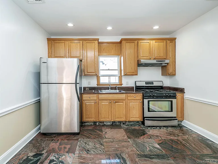 26 Summit Ave #2 — Photo 13