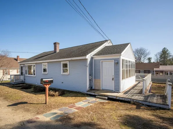 46 Walnut Street, Rochester, NH 03867