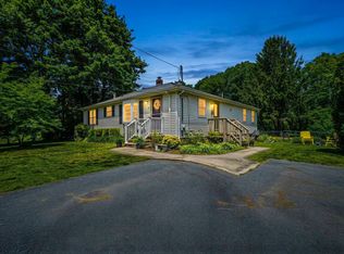 58 Wedgewood Dr, Holliston, MA 01746