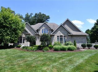 4876 Nobles Pond Dr NW, Canton, OH 44718