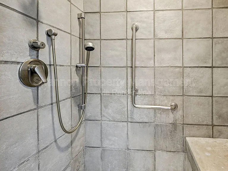 3128 Alabama Ct — Photo 22