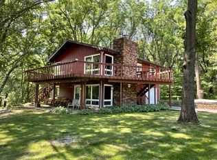 226 Lake Thunderbird Dr, Putnam, IL 61560