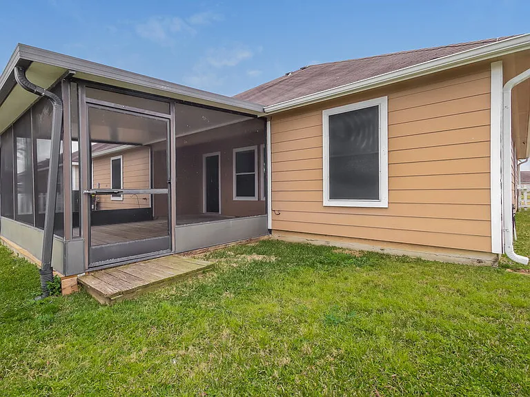5016 Asia Ln — Photo 16