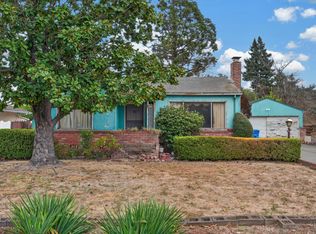 2290 Corby Avenue, Santa Rosa, CA 95407