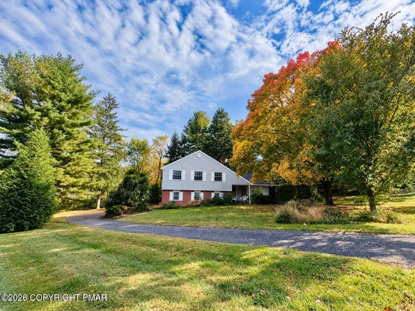 2 Cannoneer Cir, Chadds Ford, PA 19317