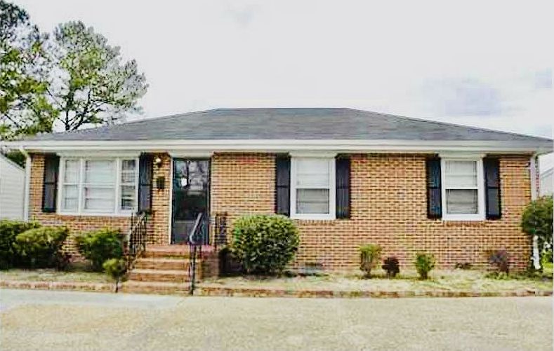 1st image of 108 Cavalier Blvd