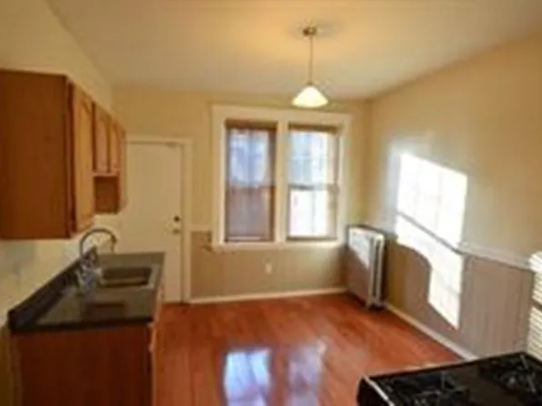 93 Florida St #3, Dorchester Center, MA 02124