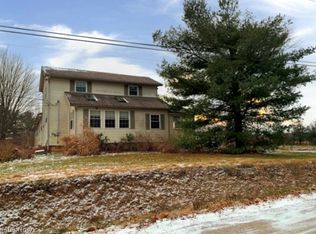 4716 S River Rd E, Geneva, OH 44041