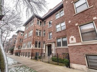 7011 N Greenview Ave APT 1, Chicago, IL 60626