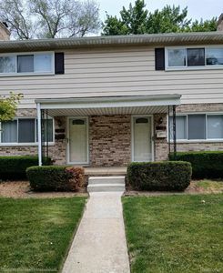 120 Woodsboro Dr, Royal Oak, MI, 48067