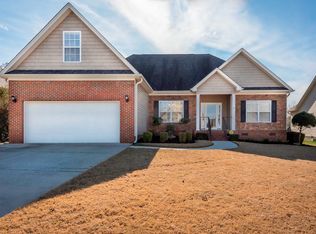 8153 Kaitlin Ln, Ooltewah, TN 37363