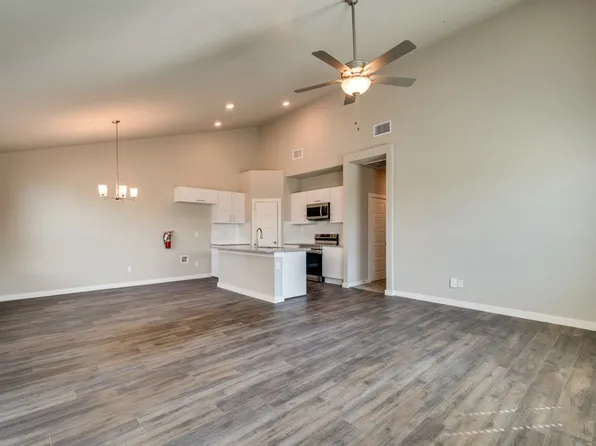 604 Fallow Dr, Venus, TX 76084