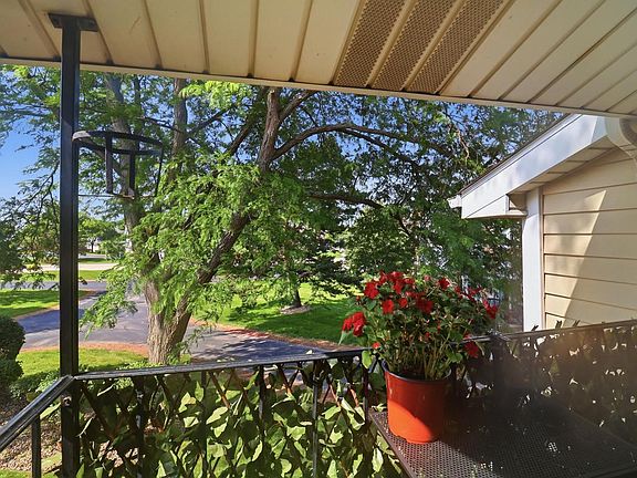 5th image of 7040 Mariner DRIVE #202