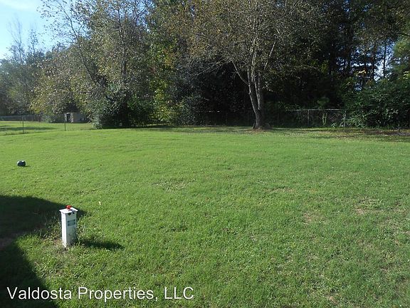 2nd image of 4036 Landeau Cir