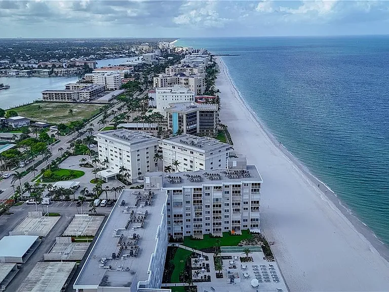 3443 Gulf Shore Blvd N #303 — Photo 17