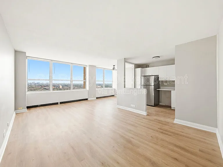 655 W Irving Park Rd #3513 — Photo 2