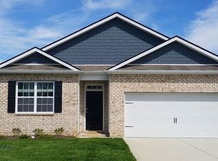 7023 Sunny Parks Dr, White House, TN 37188