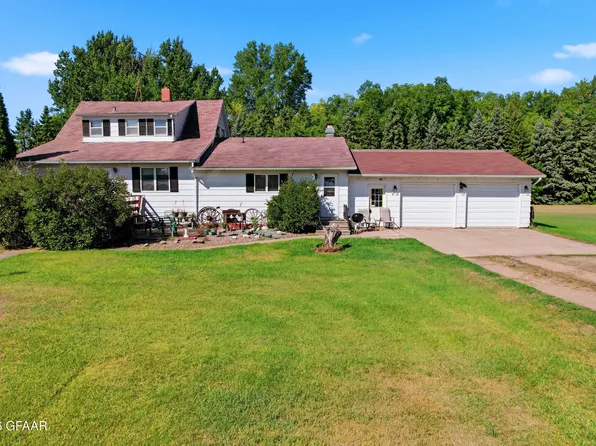 17147 10th St NE, Buxton, ND 58218