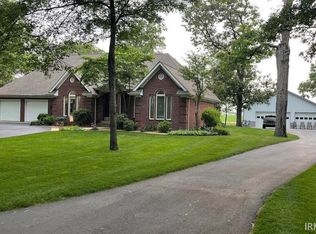 984 S Prairiewood Dr, Rochester, IN 46975