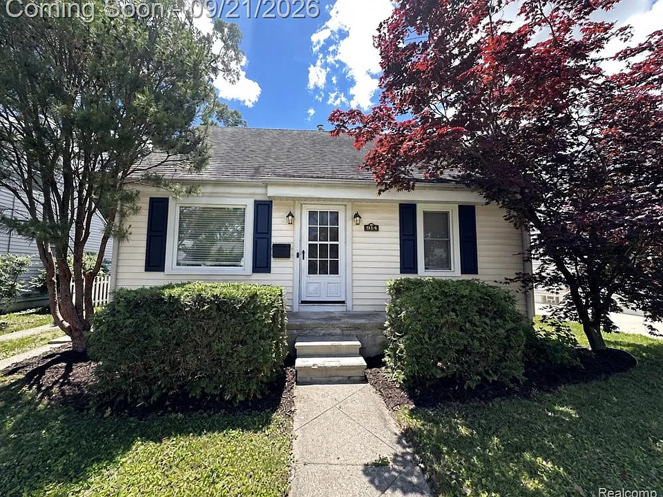 914 Bauman Ave