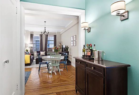 Sold by Compass | media 9