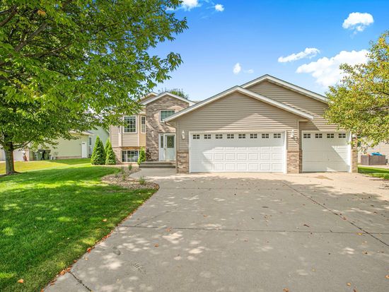 203 Country Ct, Albany, MN 56307