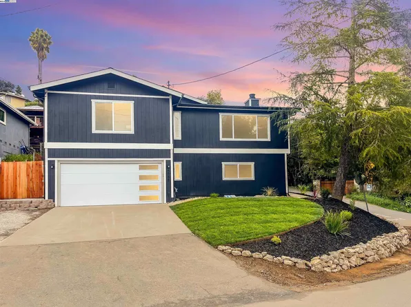 4548 Mountain View Ave, Oakland, CA 94605
