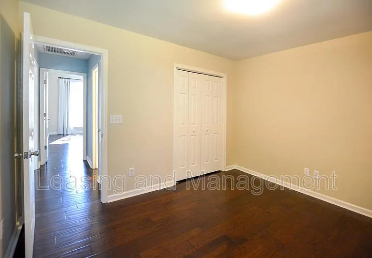 606 Portico Park — Photo 19