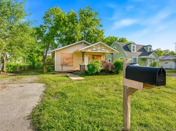 319 W 14th St, Ada, OK 74820