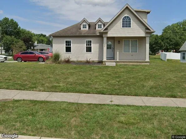 1972 Rocky Top Ct, Maple Heights, OH 44137