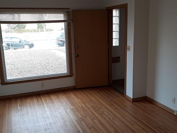 Living room, front entrance.