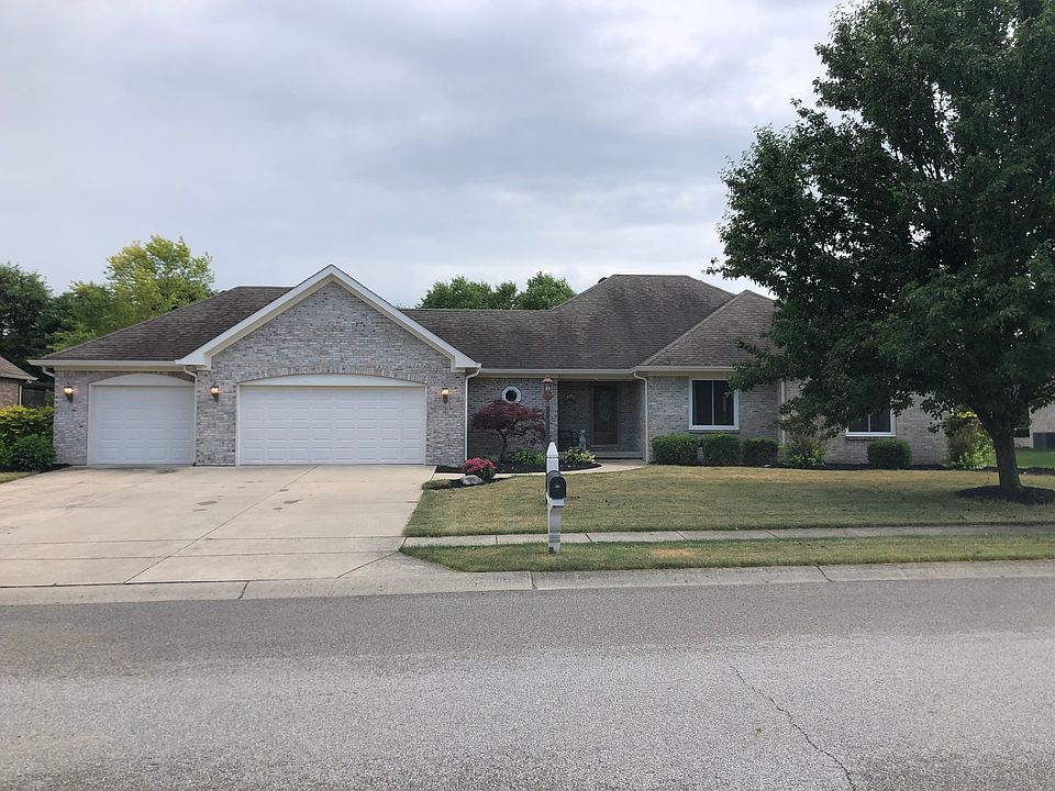 1st image of 305 Hawthorne Dr