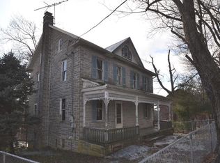 615 Fuhrman Mill Rd, Hanover, PA 17331
