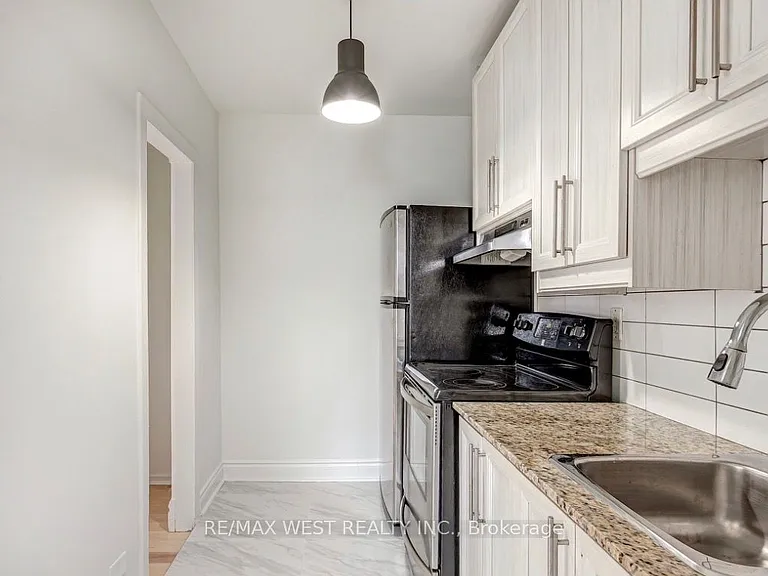 299 Pacific Ave #4 — Photo 5