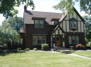 1073 Brissette Beach Rd, Kawkawlin, MI 48631