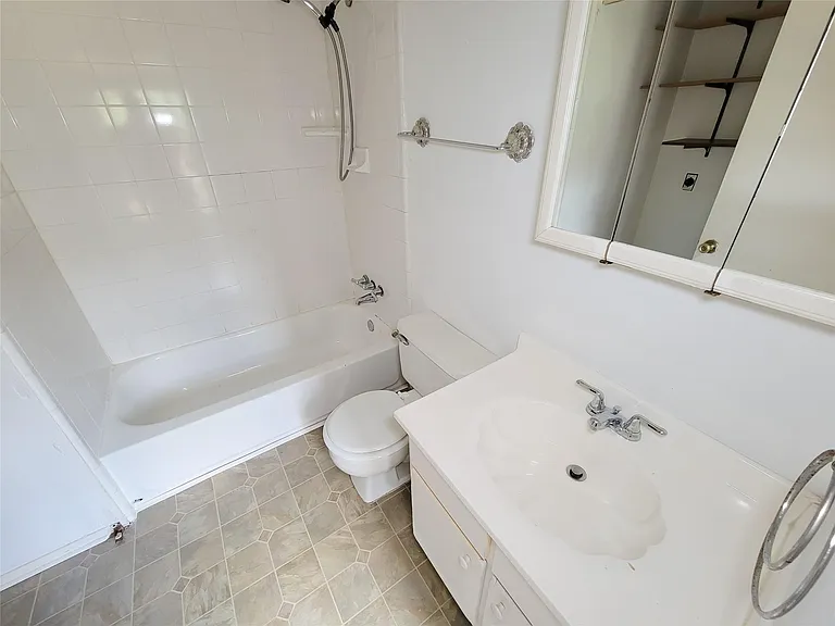 3020 Windchase Blvd — Photo 30