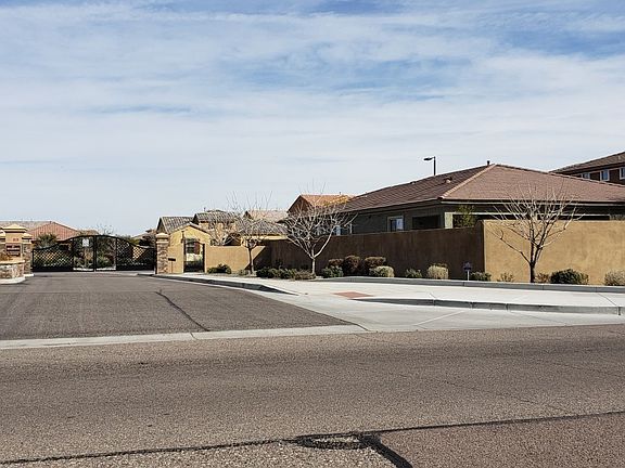 3rd image of 3099 E Mahogany Pl