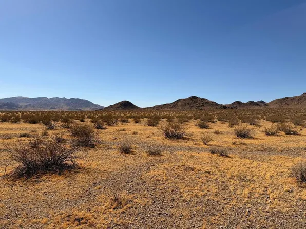31 Brucite St, Lucerne Valley, CA 92356