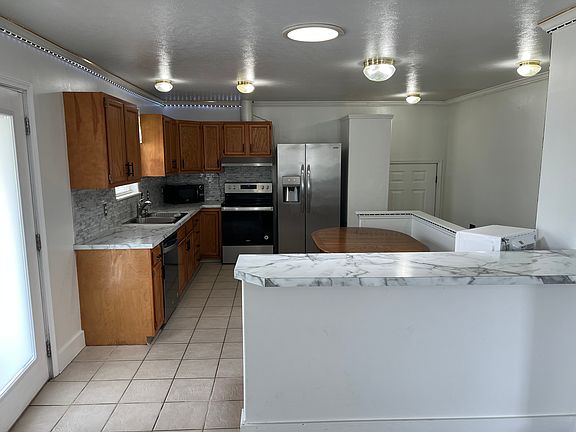 2nd image of 3318 112th Ave