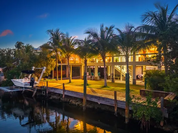 403 Indies Rd, Ramrod Key, FL 33042