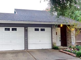 2223 Highland Hills Dr, Sugar Land, TX 77478