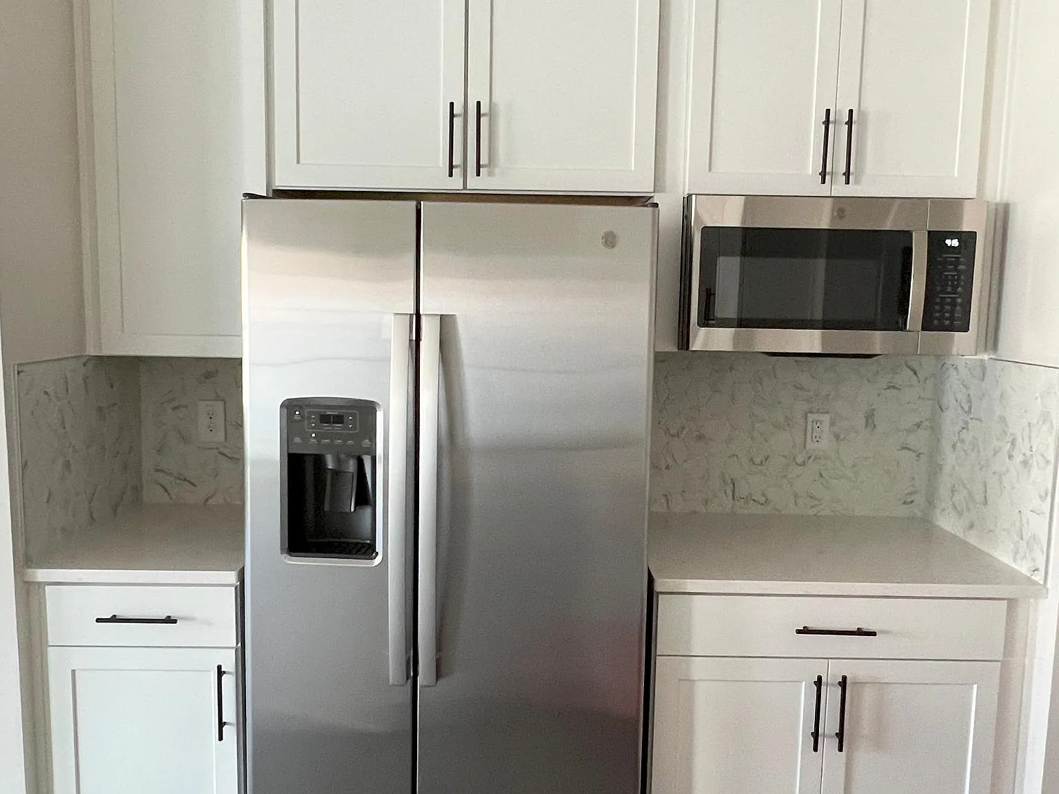 4 bed, 1947 sqft, $2,200 — Photo 3
