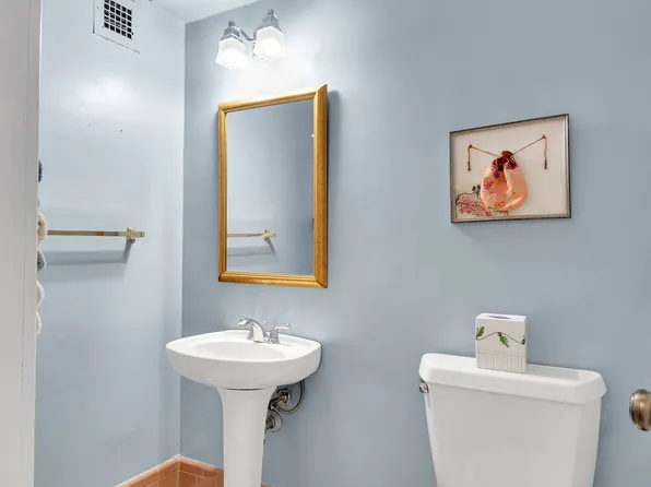 200 East 57th Street 7E image 6 of 6