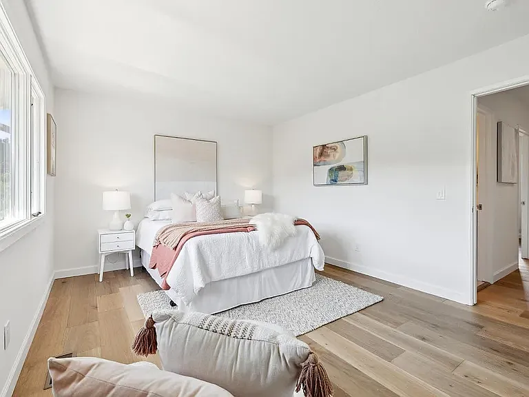 880 Chamberlain Ct — Photo 30